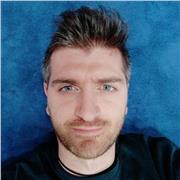 Illustratore professionista offre lezioni immersive di disegno per ragazzi e adulti